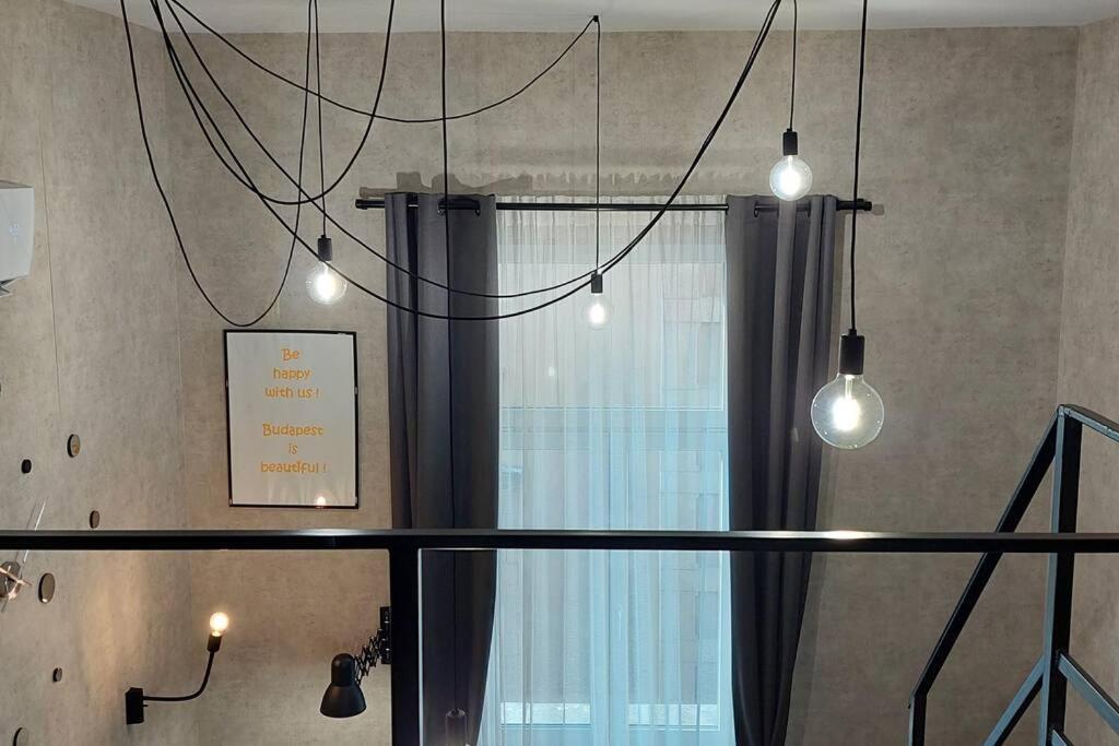 בודפשט Luxury Apartment In The City Center With Parking מראה חיצוני תמונה